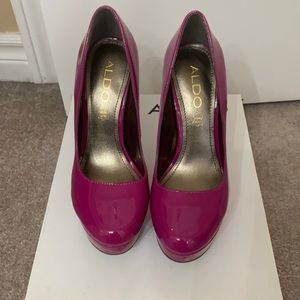 Aldo Lindall Magenta Heels (Size 5)